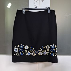 Tahari Arthur S. Levine embroidered mini skirt, black with floral, size 12